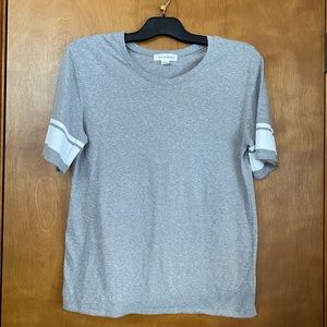 NWOT TREASURE & BOND short sleeve tee, size X-small, gray & white